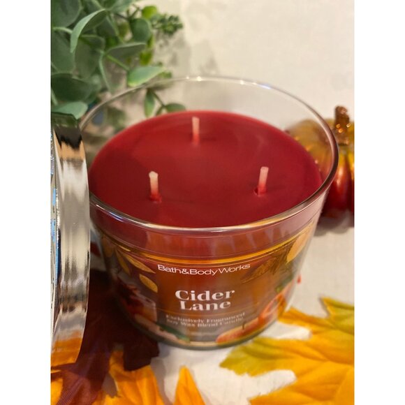 Bath & Body Works “Cider Lane” NEW 3 Wick Candle - Picture 2 of 7